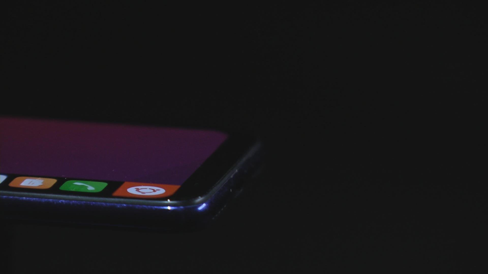 A photo of a Xiaomi Mi A3 running Ubuntu Touch.